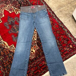 Maternity jeans